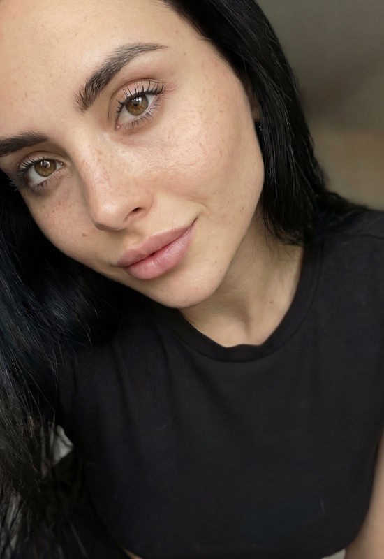 Катерина • 33 • Ukraine