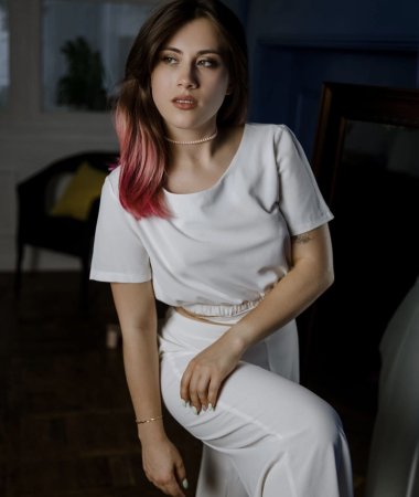 Luba, 33