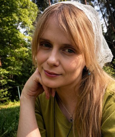Mira, 34