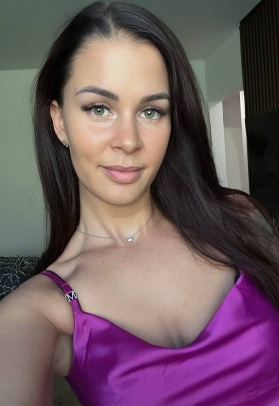 Natalia • 41 • Україна