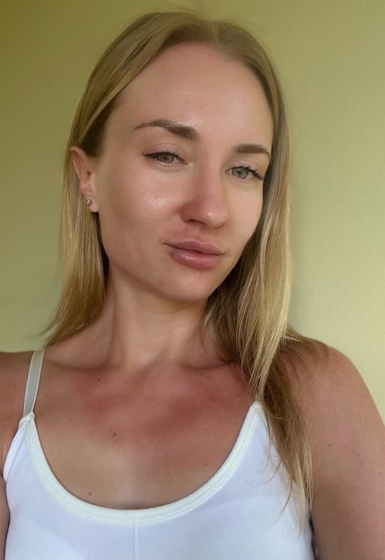 Olga • 38 • Ukraine 🇺🇦