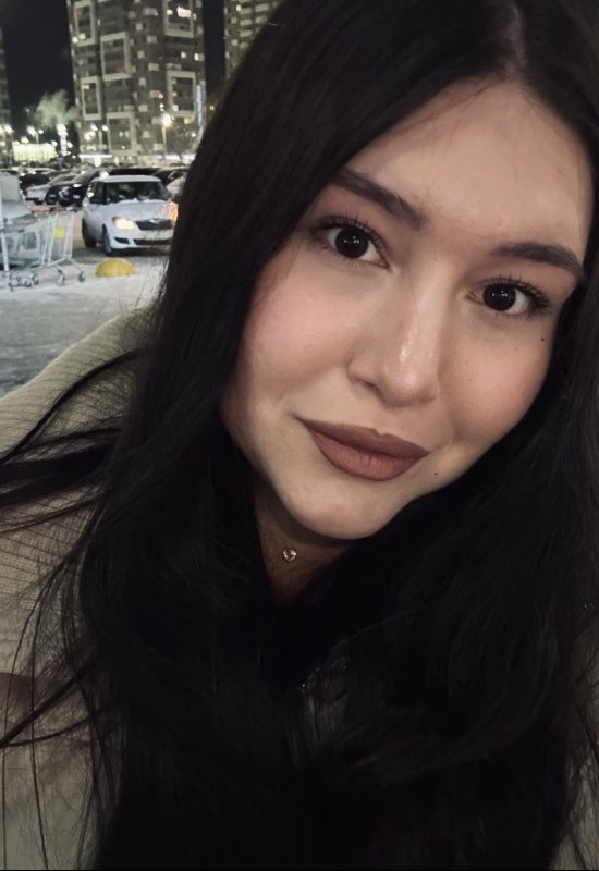 Angelika • 19 • Japon