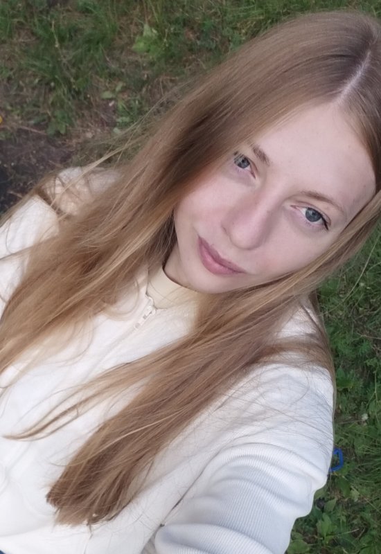 Maria • 28 • Russie