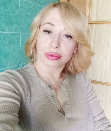 Aura, 49