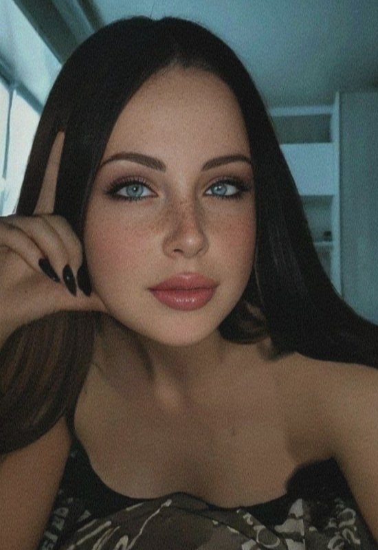 Tatiana • 38 • Russia
