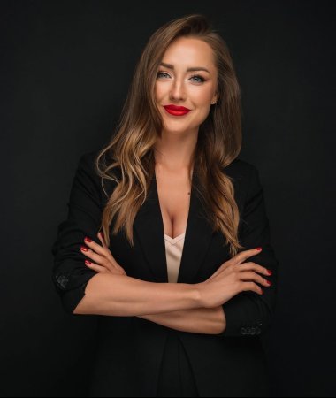 Tanyucha, 33
