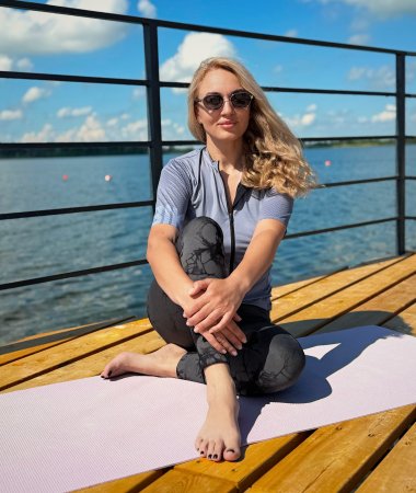 Natalia, 41