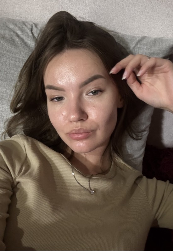 Alina • 25 • Russia