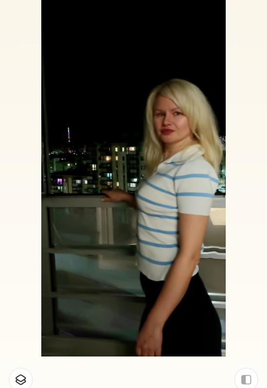 Elena • 48 • Russia