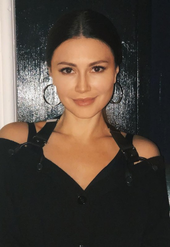 Olga • 40 • Ukraine