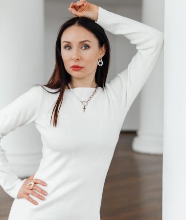 Anna, 42