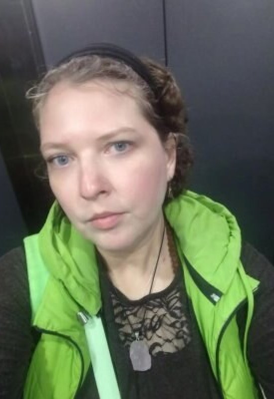 Alexandra • 41 • Russie