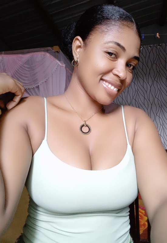 Larissa melodie  • 28 • Madagascar