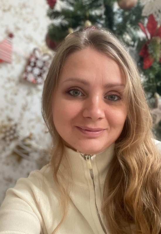 Gala • 40 • Russie