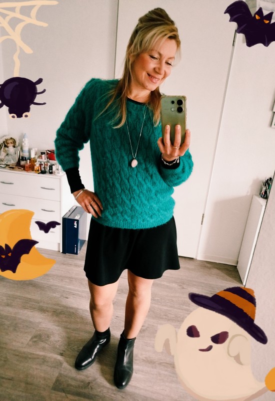 Elena  • 44 • Ukraine