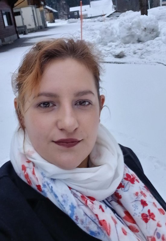 Alexandra • 28 • Suisse