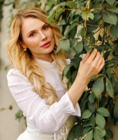 Olga, 39