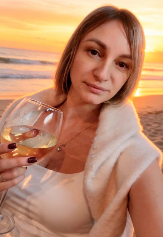 Katerina  • 44 • Russia