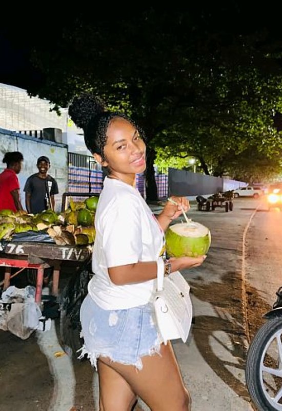 Sylvana • 23 • Madagascar
