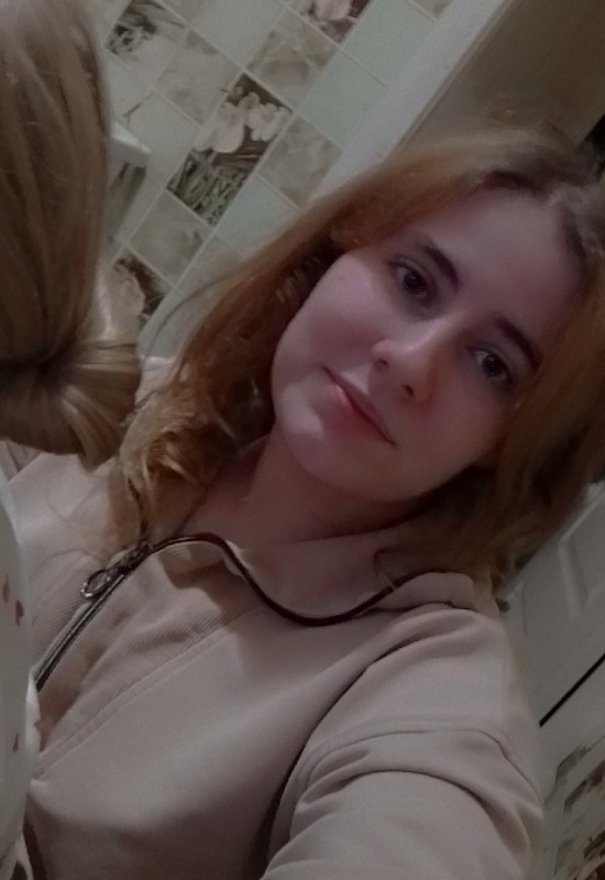 Alexandra • 22 • Russia