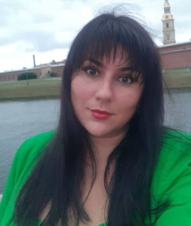 Katya, 35