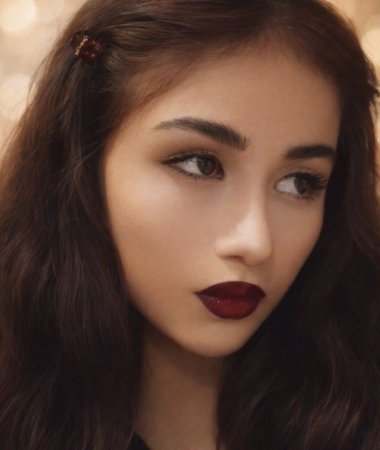 Polina, 21