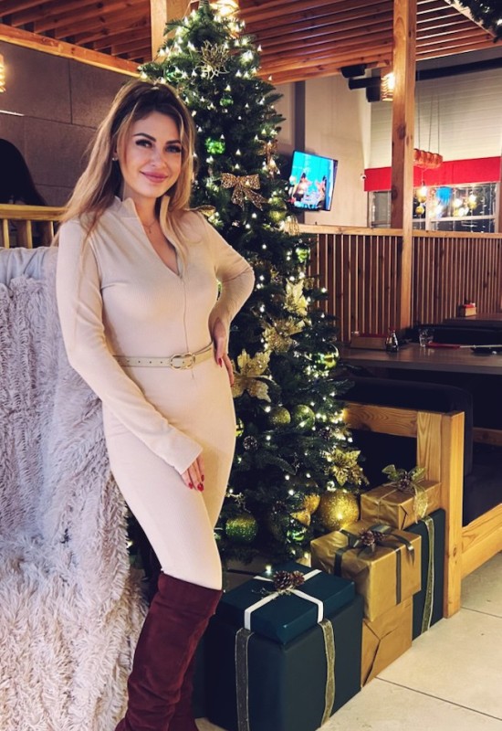 Tatia • 41 • Ukraine 🇺🇦