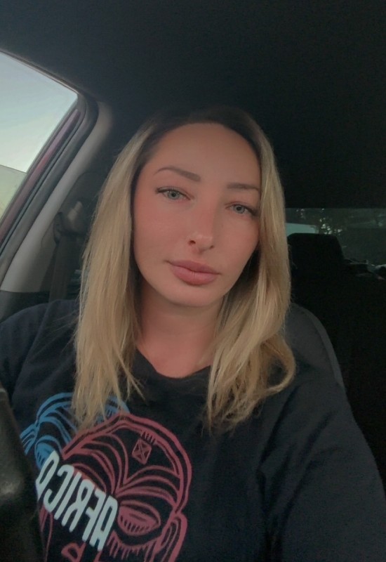 Evgenia • 30 • Russie