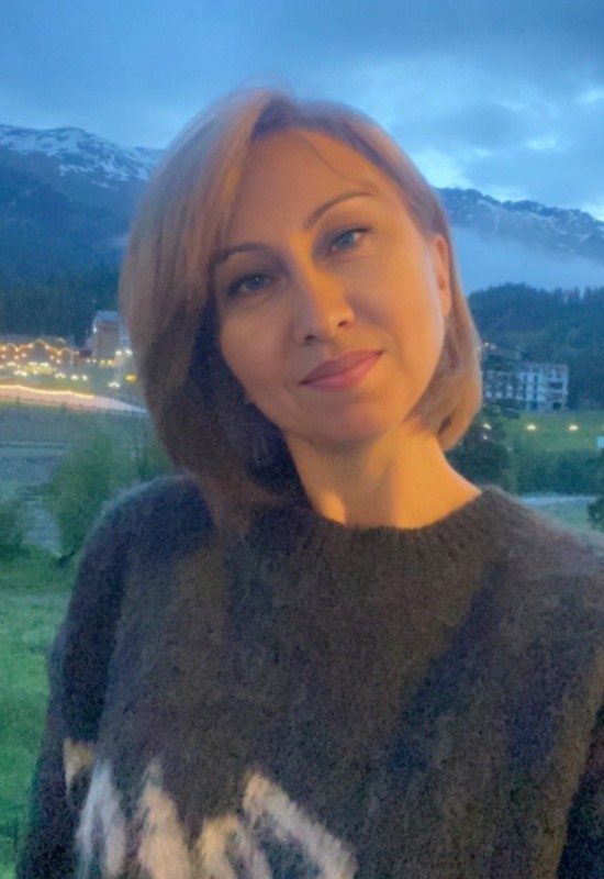 Ekaterina • 44 • Russia