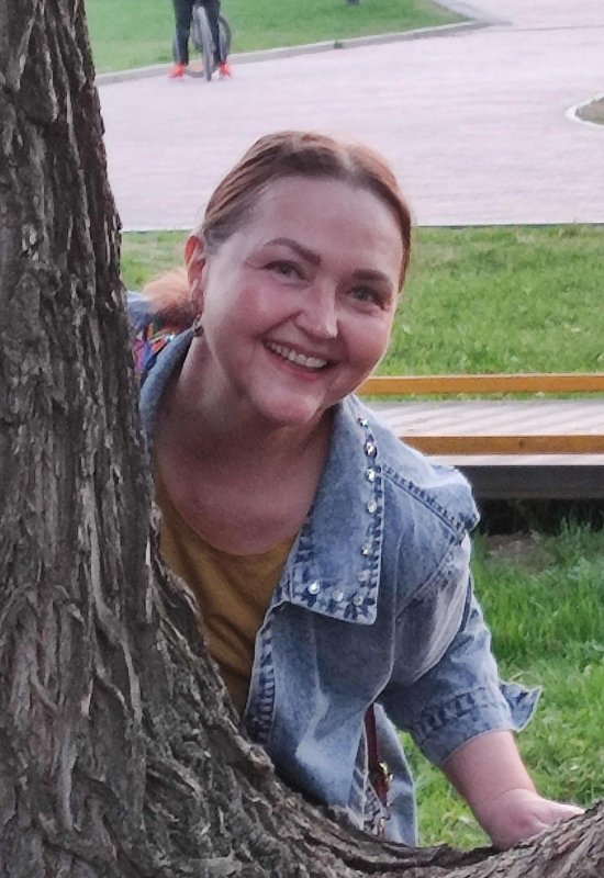 Larissa • 58 • Russia