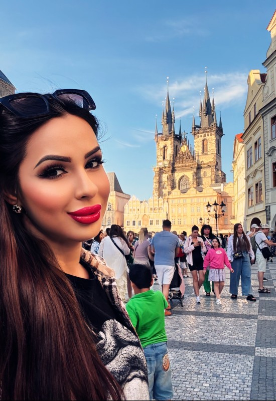 Kseniya • 33 • Росія