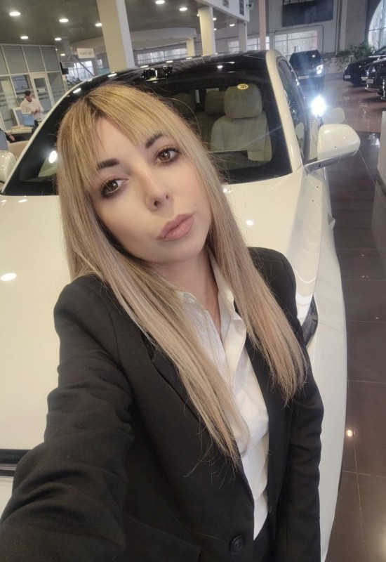 Victoria • 36 • Russie