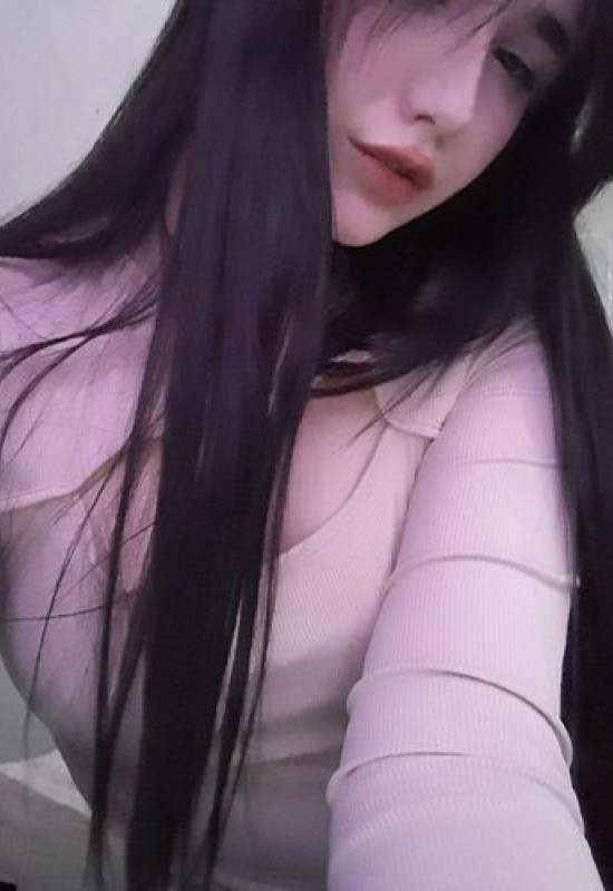 Yulia • 26 • Germany