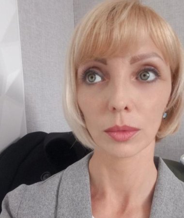 Ekaterina, 48