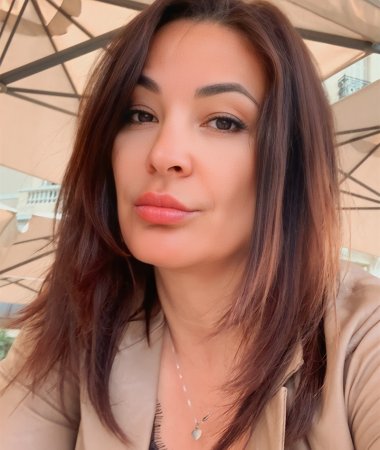 Irina, 48