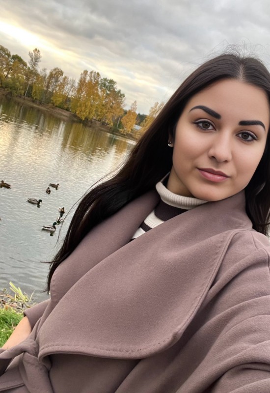 Kristina • 31 • Russia