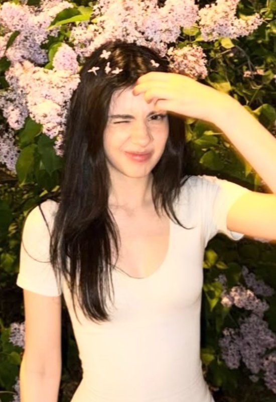 Julia • 24 • Ukraine