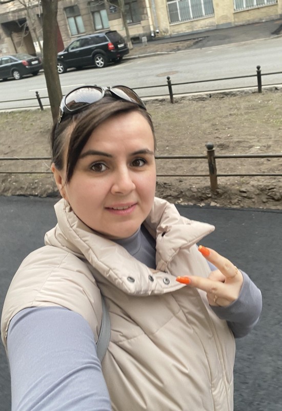 Ekaterina • 45 • Russie