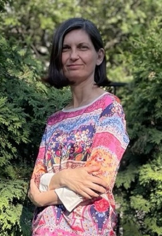 Yulia • 48 • Russia