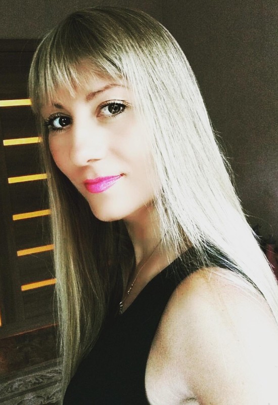 Olga • 45 • Росія