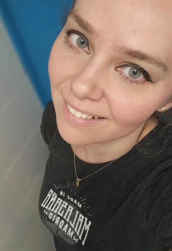 Marina • 41 • Russia