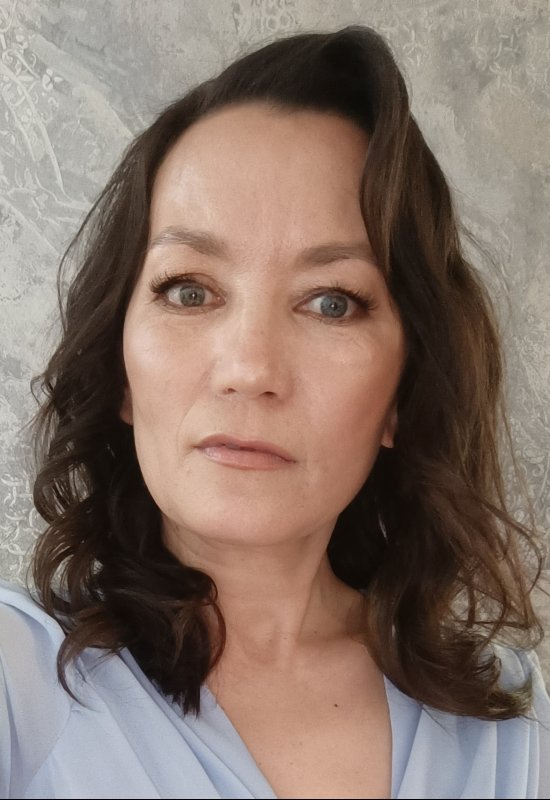 Alya • 50 • Russia