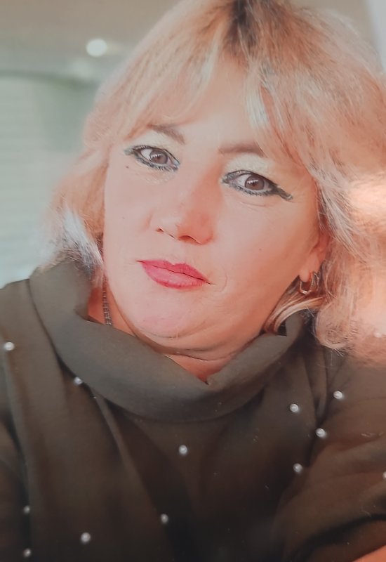 Liliia • 47 • France