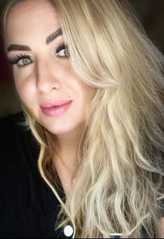 Natallia • 44 • Білорусь