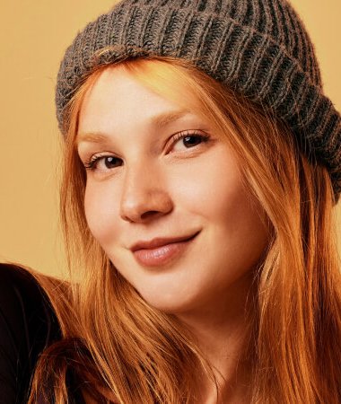 Anna , 27