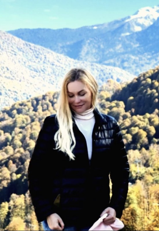 Luna • 49 • Russia