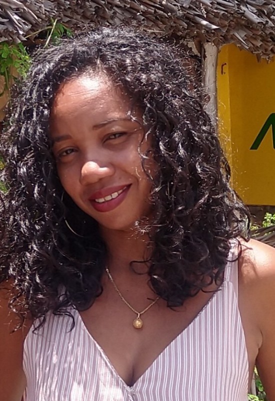 Aline • 41 • Madagascar
