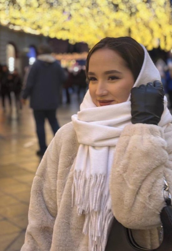 Varvara • 21 • Russia