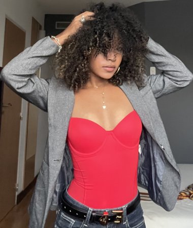 Laureine, 23