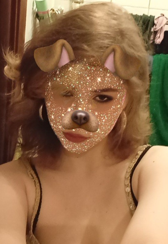 Alice • 18 • Russie